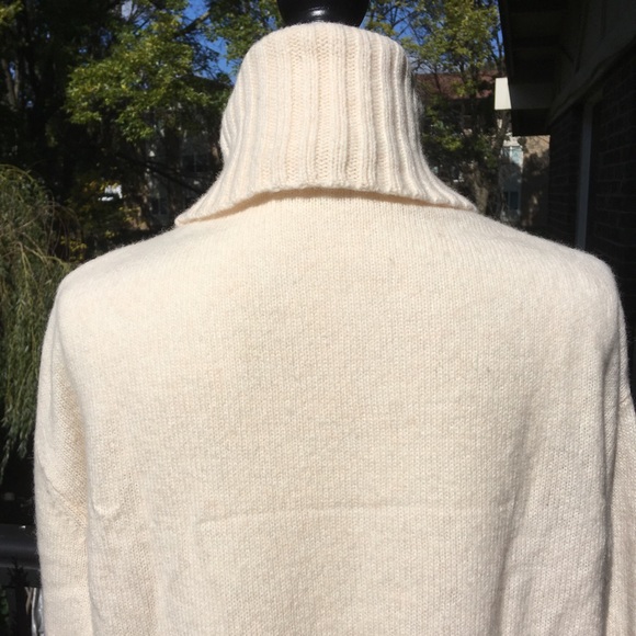 Moth Oversized Wool Blend Turtleneck Sweater - Picture 10 of 15